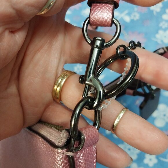 3259 Small Pink Shimmer Coach Crossbody Bag / Matching Card Carrier. - Picture 8 of 14